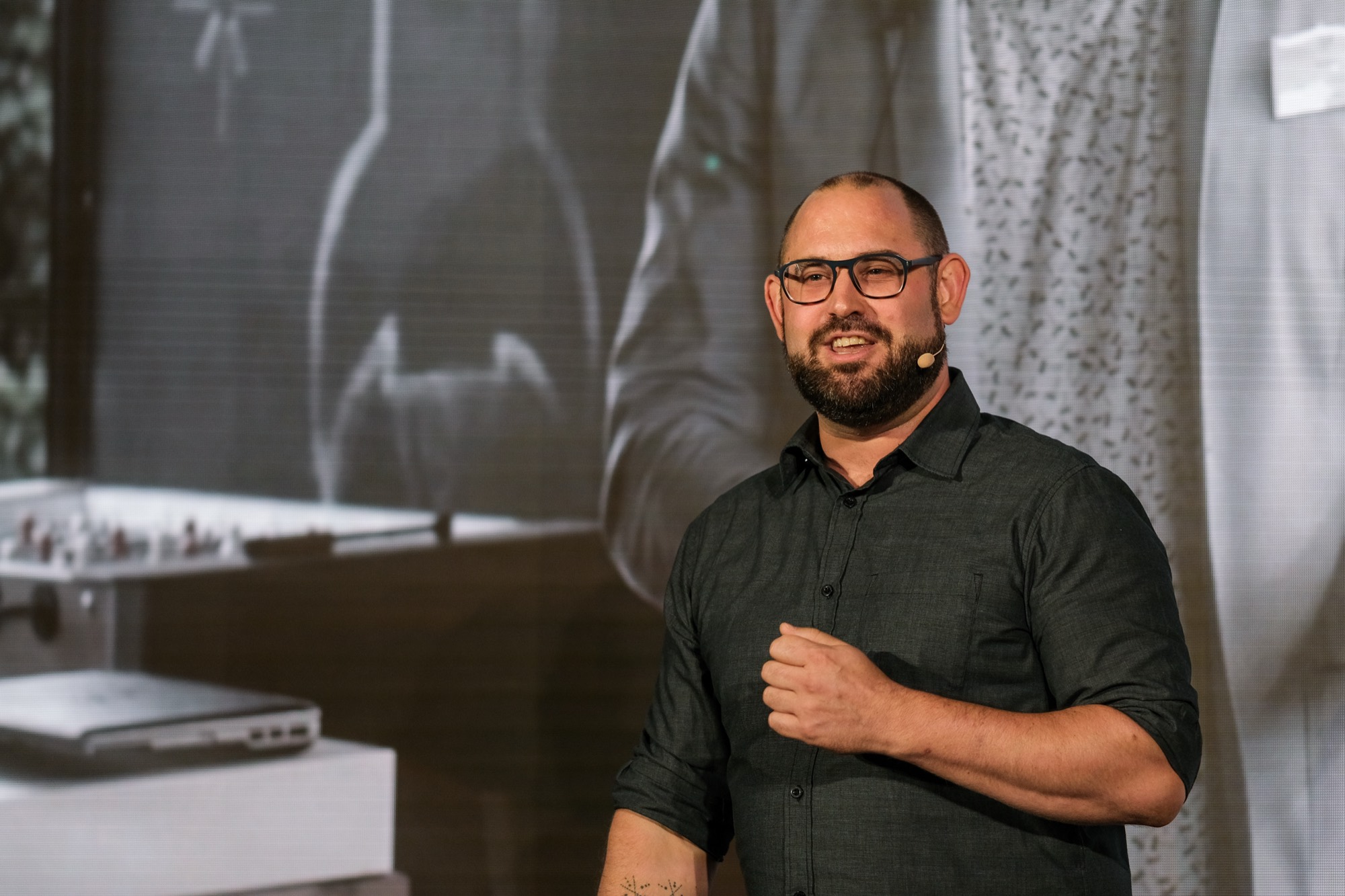 Andre van Kempen speaking on stage at DISRUPT HR Belgrade